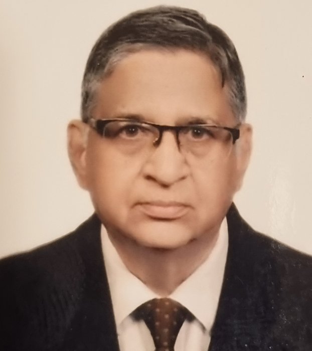 Dr M L Jain